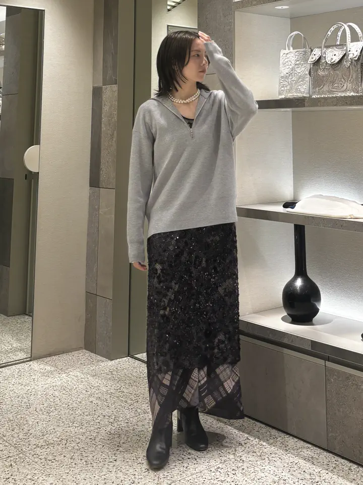 GRACE CONTINENTAL Hikaru Okada コーディネート画像