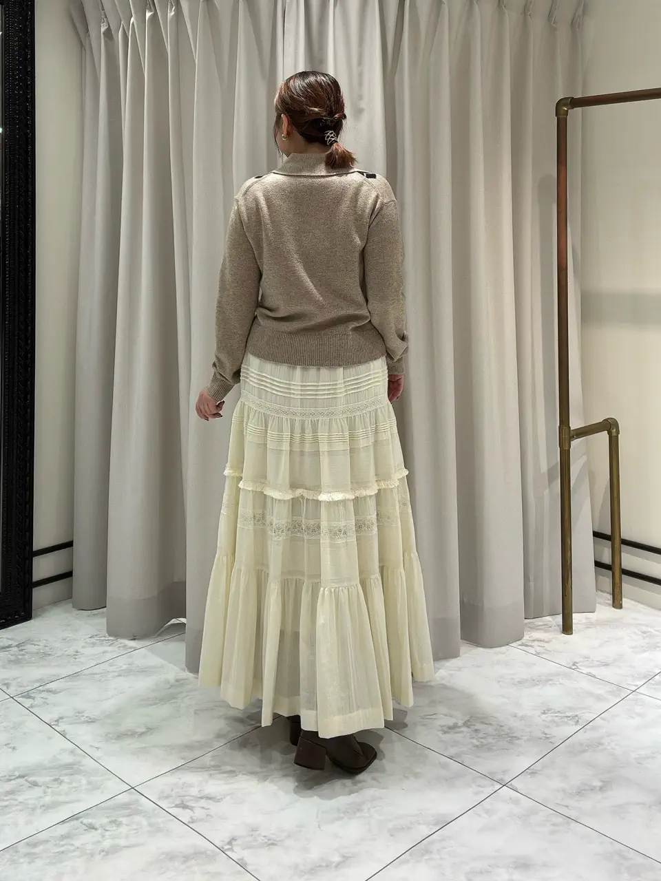 GRACE CONTINENTAL Izumi コーディネート画像