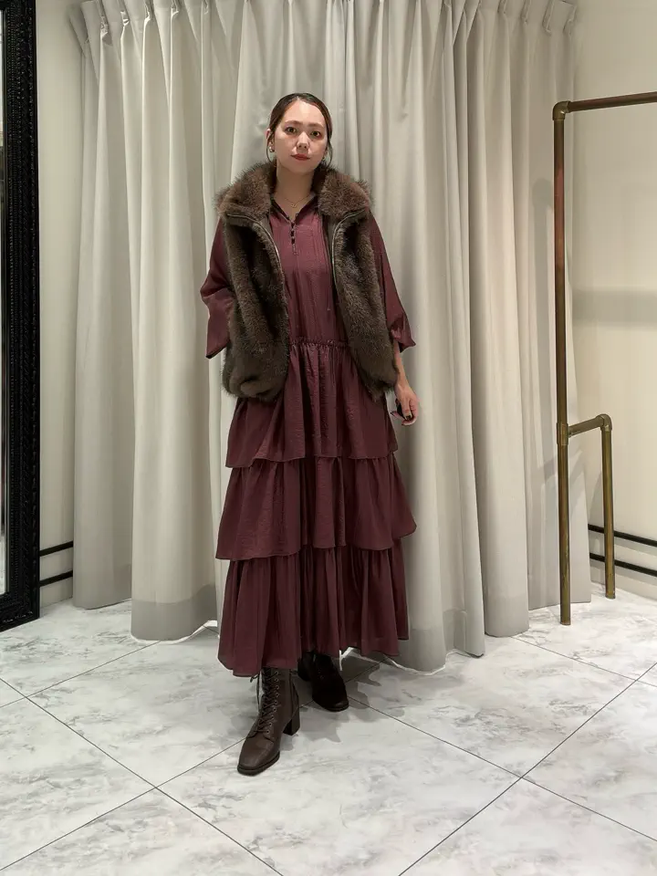 GRACE CONTINENTAL Izumi コーディネート画像
