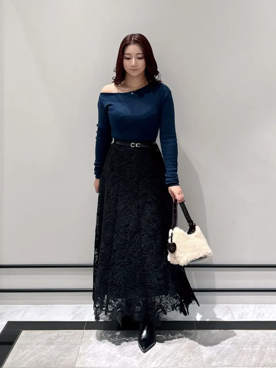 GRACE CONTINENTAL MOMOKO コーディネート画像
