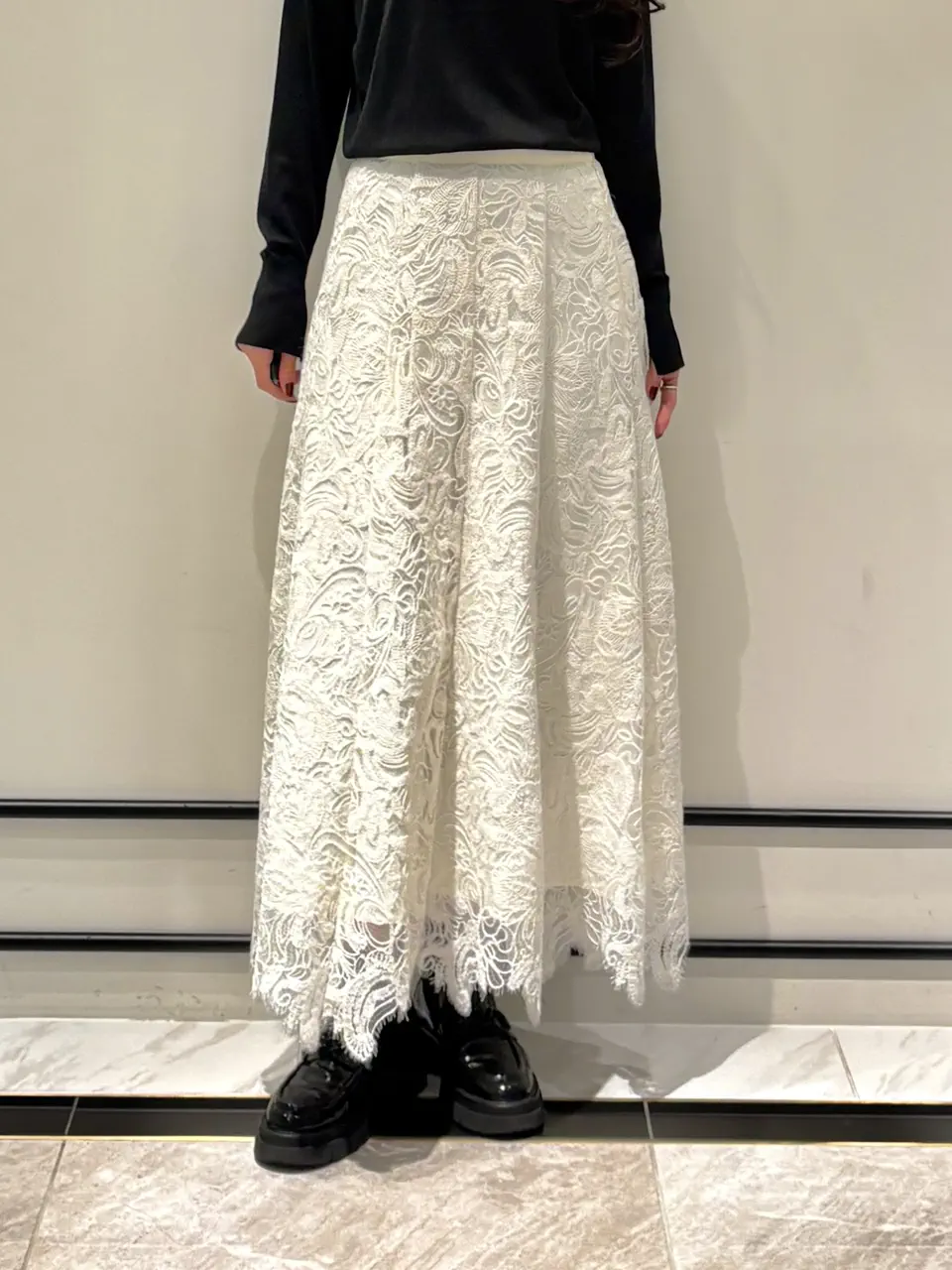 GRACE CONTINENTAL Yuuki NOZAWA コーディネート画像