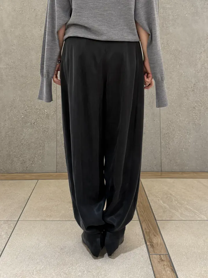 GRACE CONTINENTAL anri コーディネート画像