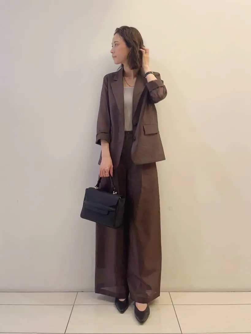 GRACE CONTINENTAL The Banquet 亀田 未希 コーディネート画像