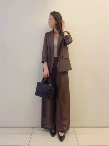 GRACE CONTINENTAL The Banquet 亀田 未希 コーディネート画像