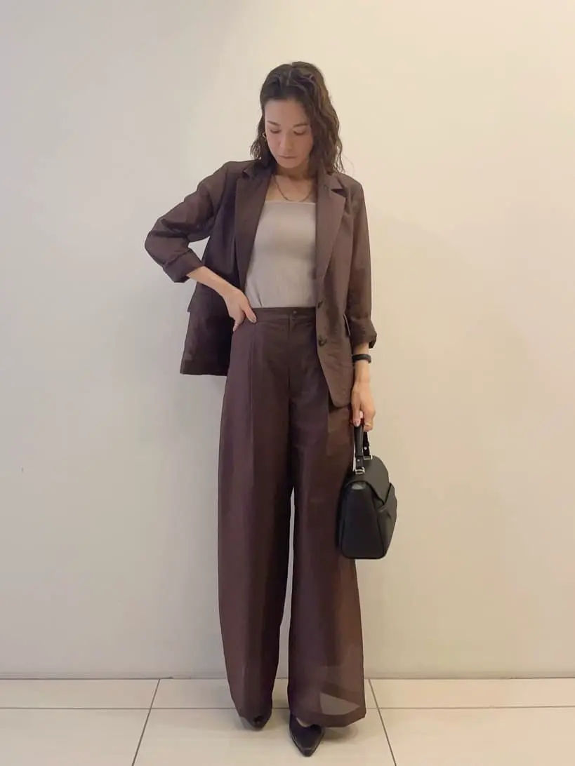 GRACE CONTINENTAL The Banquet 亀田 未希 コーディネート画像