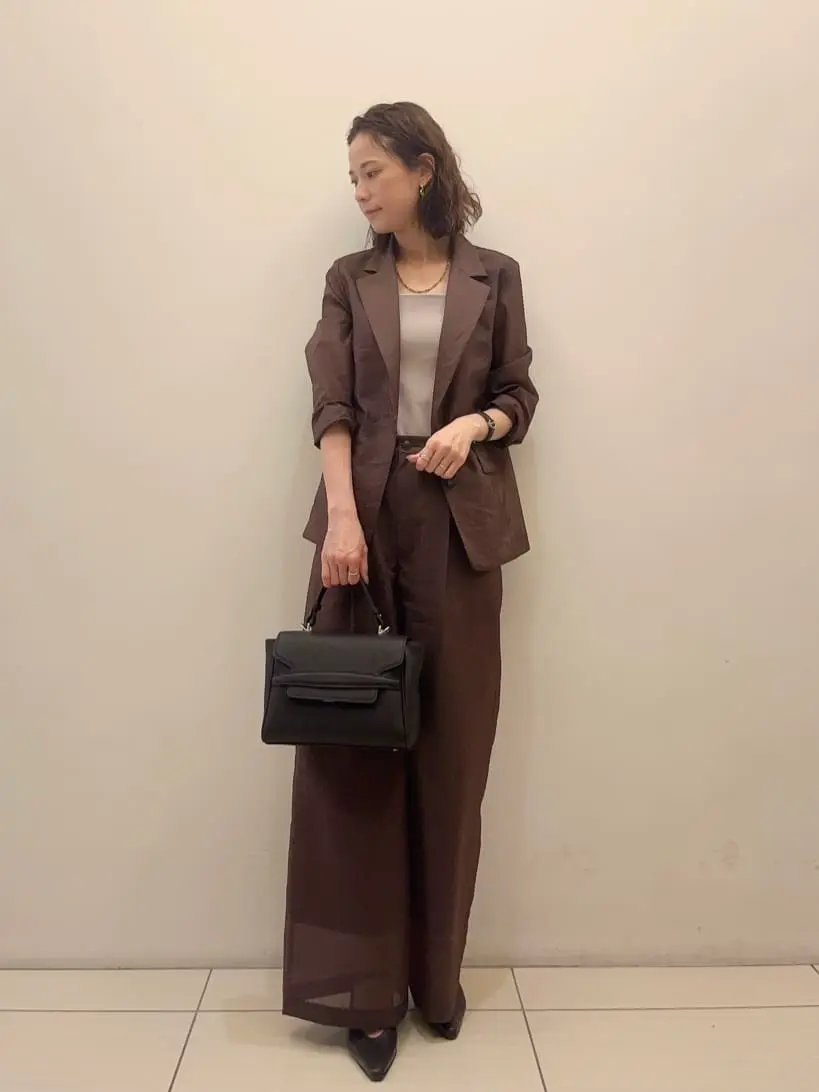 GRACE CONTINENTAL The Banquet 亀田 未希 コーディネート画像