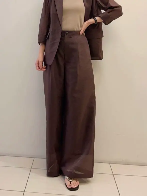 GRACE CONTINENTAL The Banquet 亀田 未希 コーディネート画像