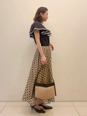 GRACE CONTINENTAL The Banquet 亀田 未希 コーディネート画像