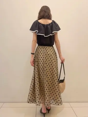 GRACE CONTINENTAL The Banquet 亀田 未希 コーディネート画像