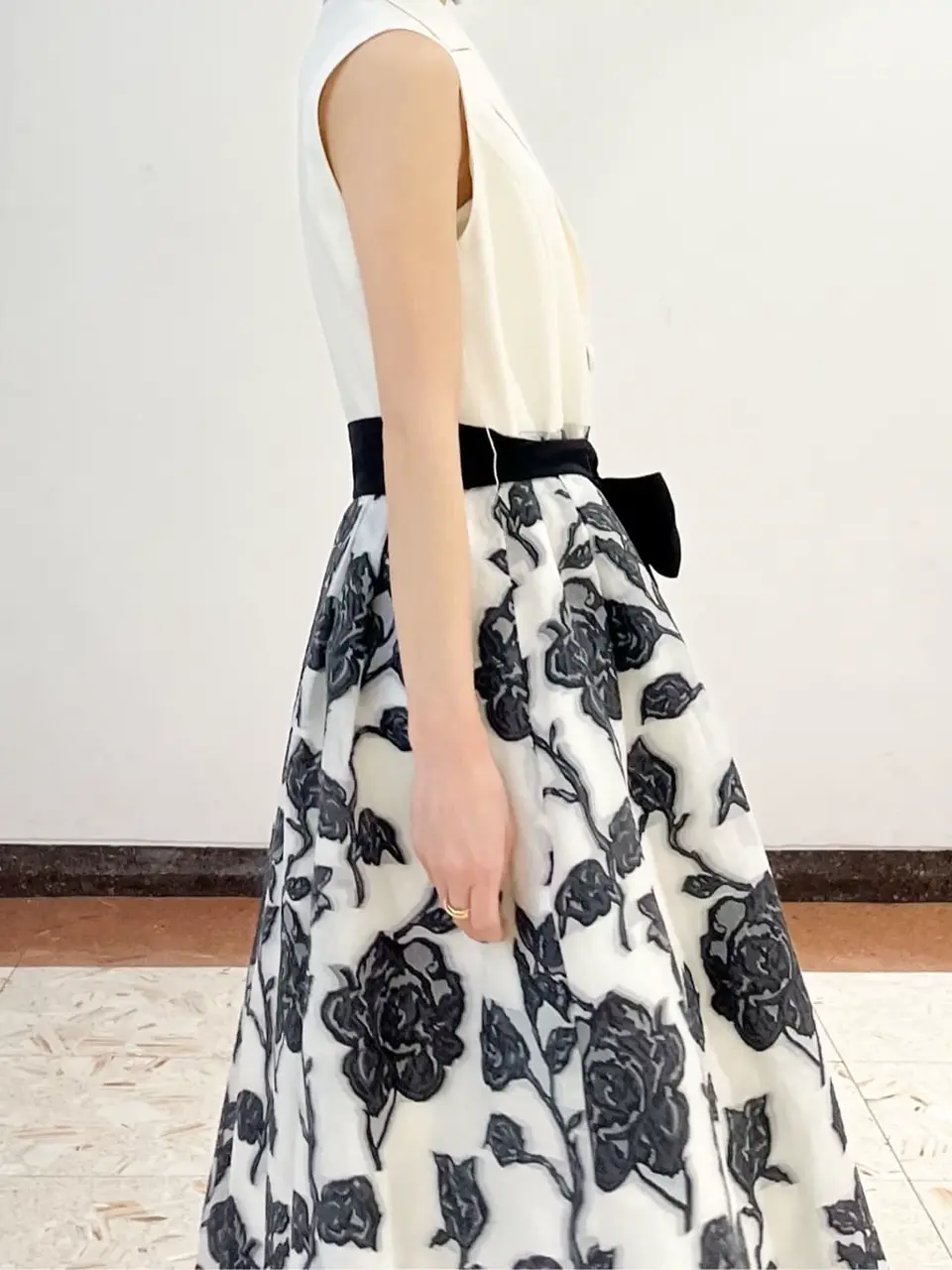 GRACE CONTINENTAL The Banquet yuri コーディネート画像