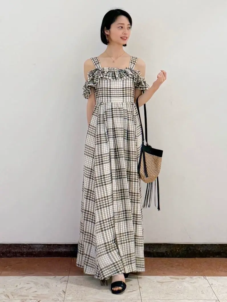 GRACE CONTINENTAL The Banquet yuri コーディネート画像