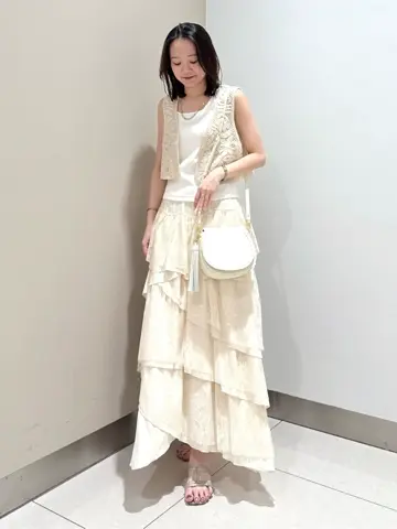 GRACE CONTINENTAL The Banquet Suzuka コーディネート画像