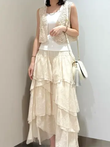 GRACE CONTINENTAL The Banquet Suzuka コーディネート画像