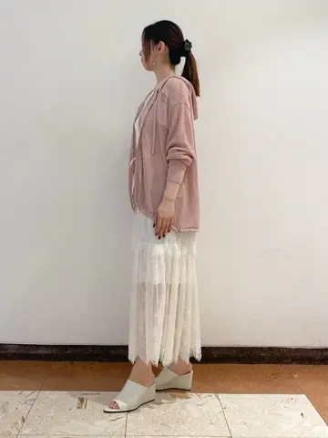 GRACE CONTINENTAL The Banquet mikiho コーディネート画像