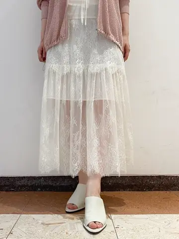 GRACE CONTINENTAL The Banquet mikiho コーディネート画像