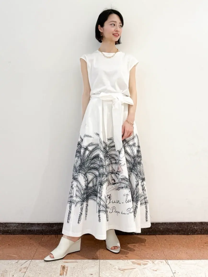 GRACE CONTINENTAL The Banquet yuri コーディネート画像