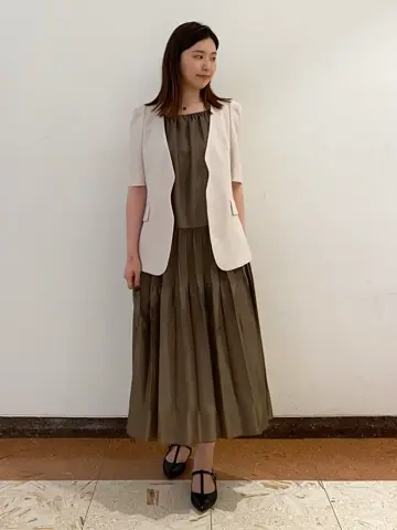 GRACE CONTINENTAL The Banquet mikiho コーディネート画像