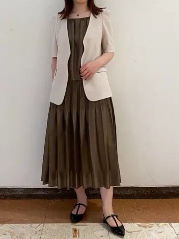 GRACE CONTINENTAL The Banquet mikiho コーディネート画像