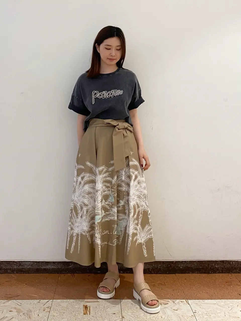 GRACE CONTINENTAL The Banquet mikiho コーディネート画像