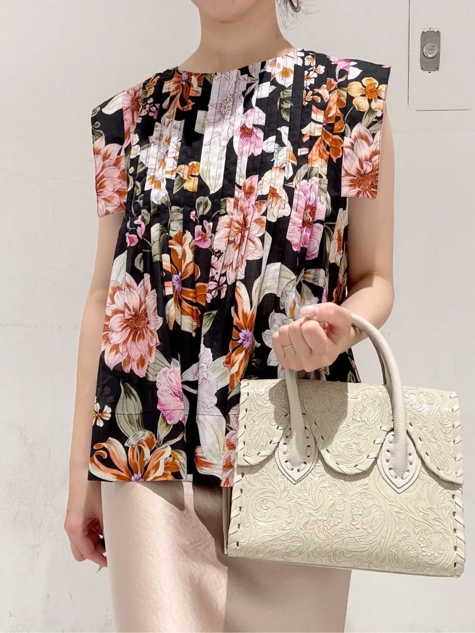 GRACE CONTINENTAL The Banquet A.FUKUDA コーディネート画像