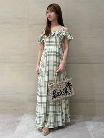 GRACE CONTINENTAL The Banquet 近藤　紫織 コーディネート画像