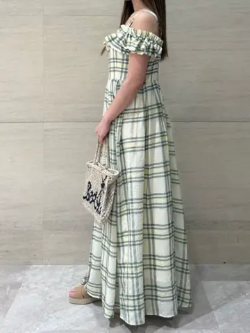 GRACE CONTINENTAL The Banquet 近藤　紫織 コーディネート画像