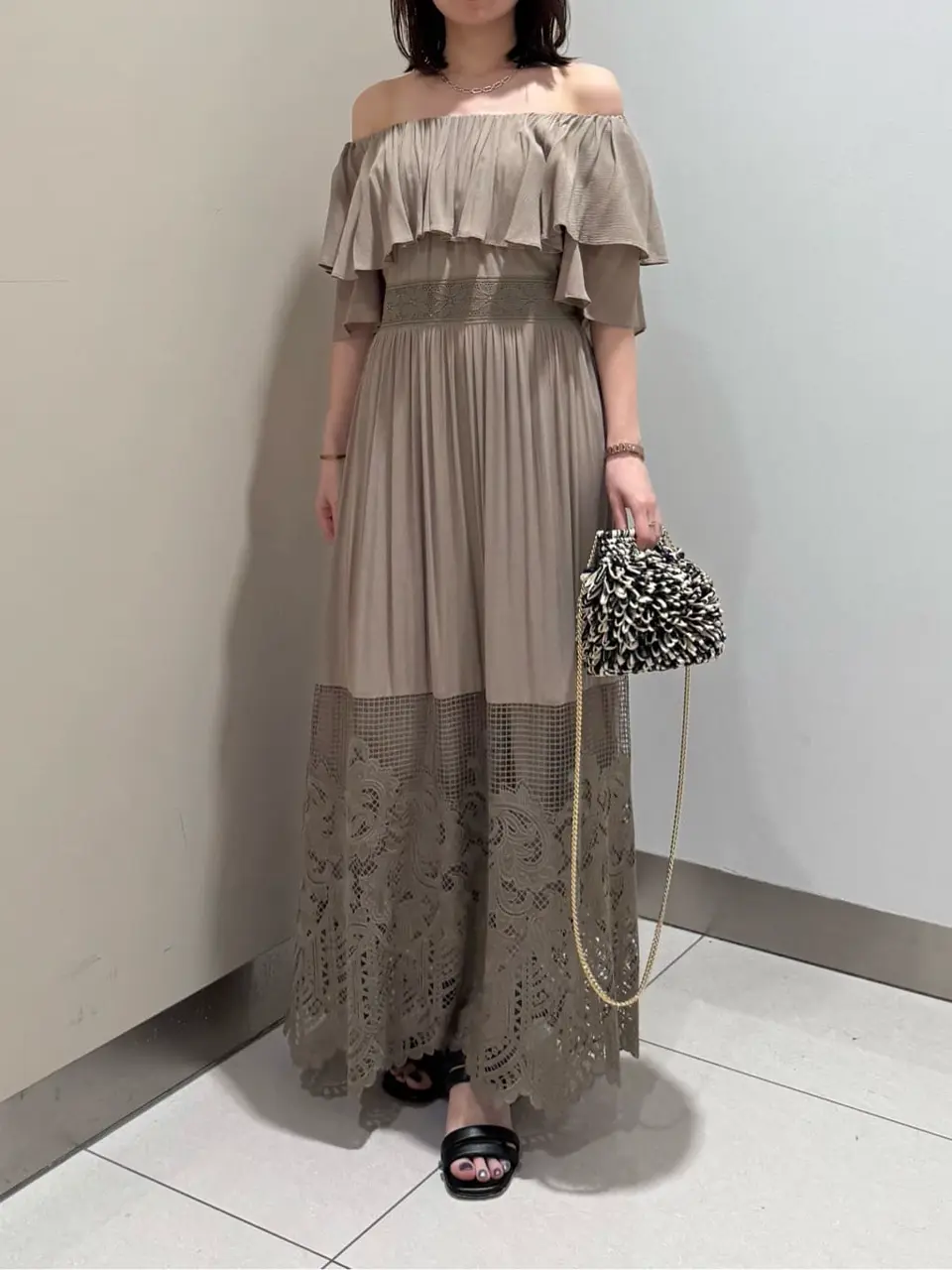 GRACE CONTINENTAL The Banquet Suzuka コーディネート画像