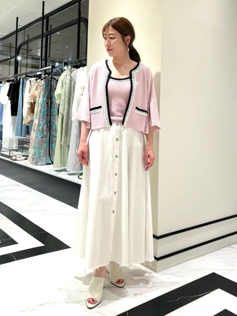 GRACE CONTINENTAL The Banquet 泉　智子 コーディネート画像