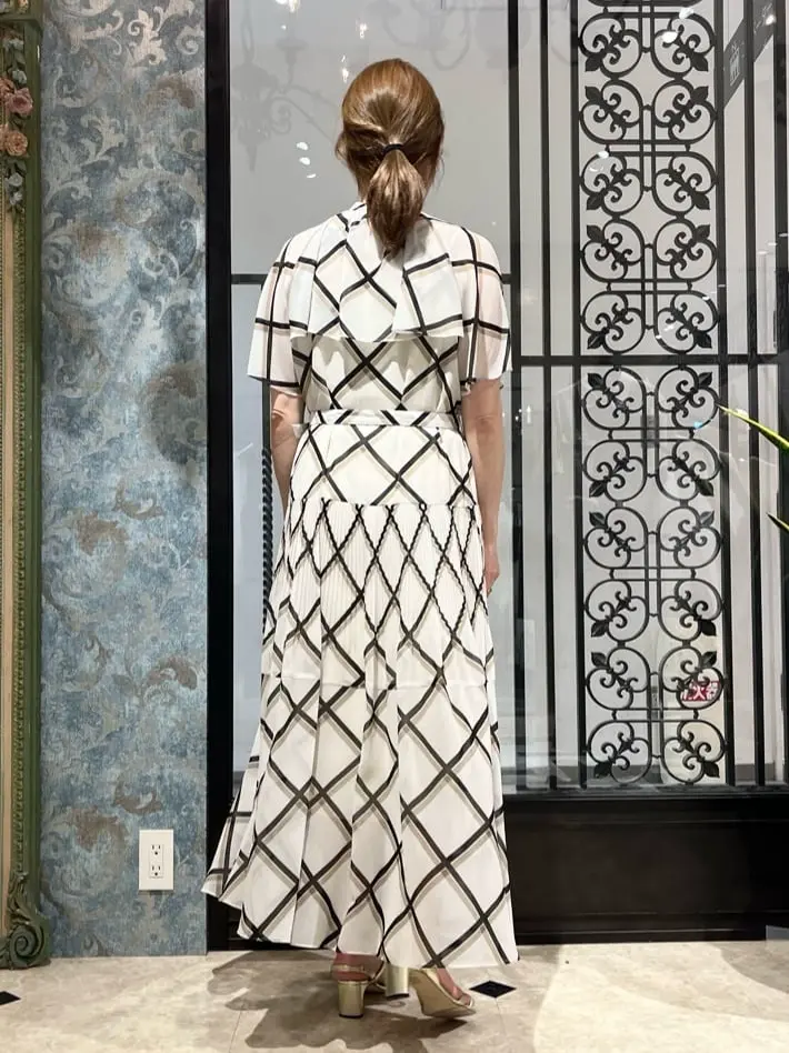 GRACE CONTINENTAL The Banquet 泉　智子 コーディネート画像