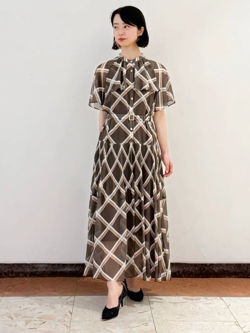 GRACE CONTINENTAL The Banquet yuri コーディネート画像