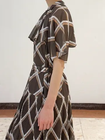 GRACE CONTINENTAL The Banquet yuri コーディネート画像