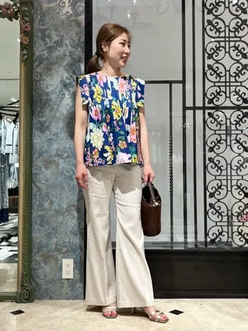 GRACE CONTINENTAL The Banquet 泉　智子 コーディネート画像