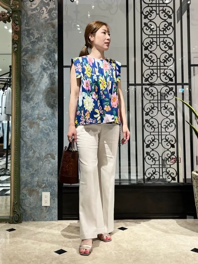 GRACE CONTINENTAL The Banquet 泉　智子 コーディネート画像