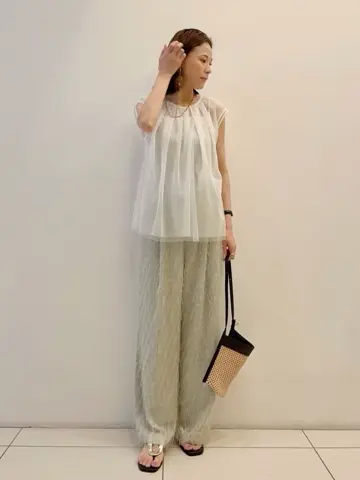 GRACE CONTINENTAL The Banquet 亀田 未希 コーディネート画像