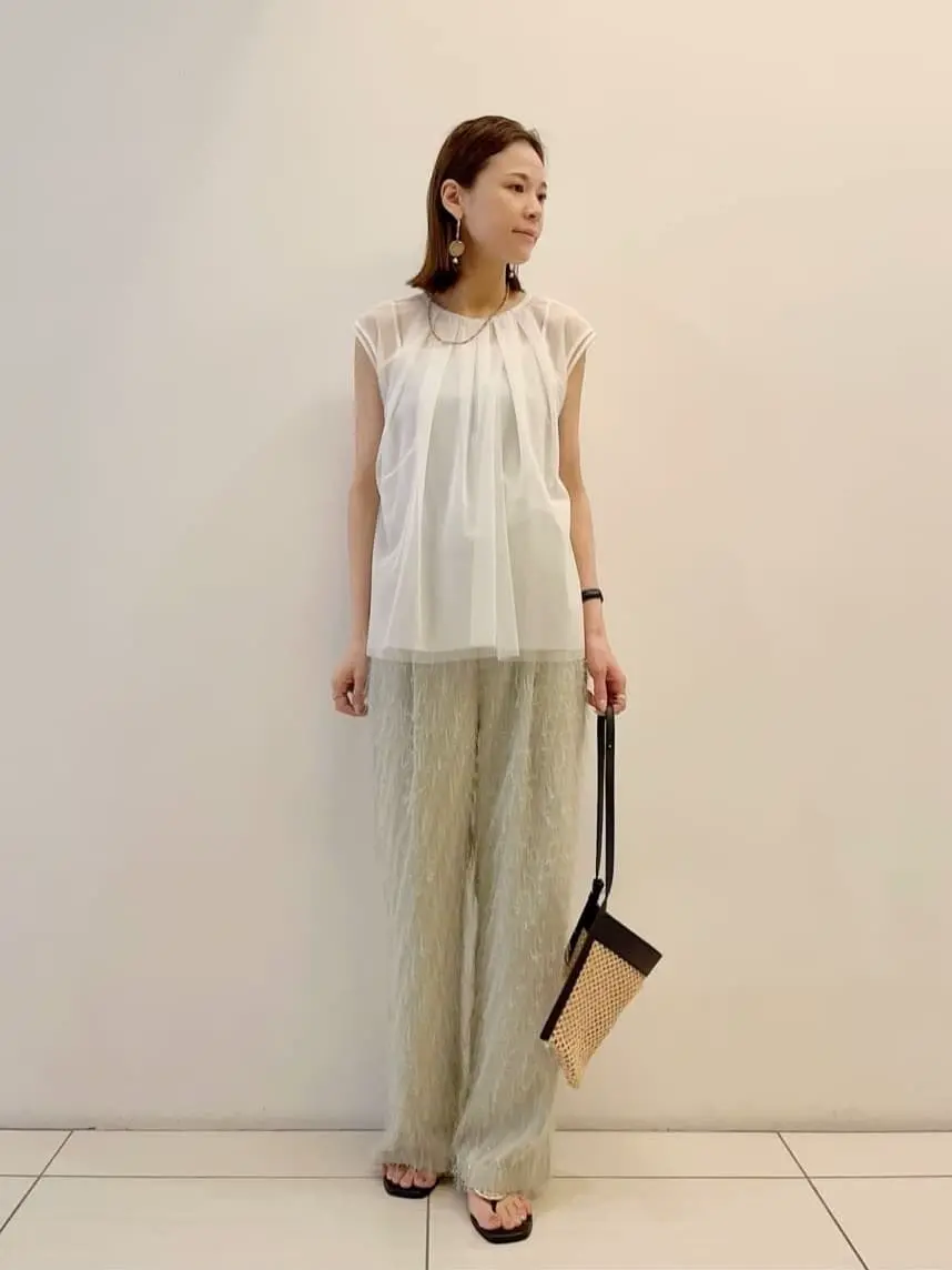 GRACE CONTINENTAL The Banquet 亀田 未希 コーディネート画像