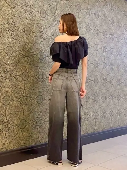 GRACE CONTINENTAL The Banquet 亀田 未希 コーディネート画像