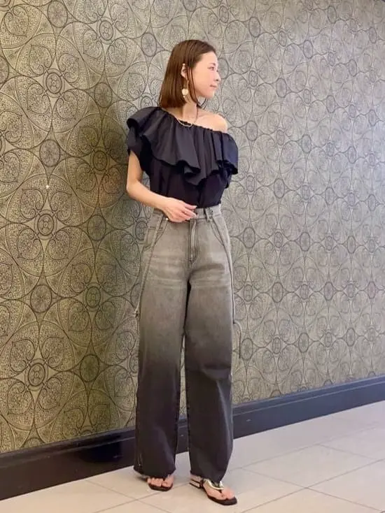 GRACE CONTINENTAL The Banquet 亀田 未希 コーディネート画像