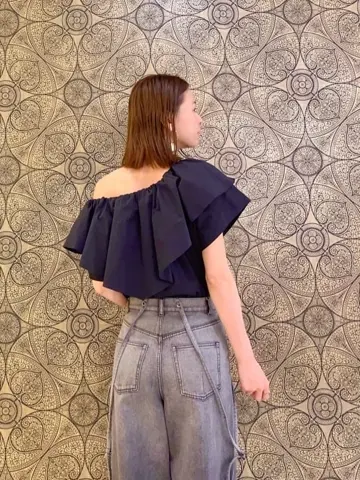 GRACE CONTINENTAL The Banquet 亀田 未希 コーディネート画像