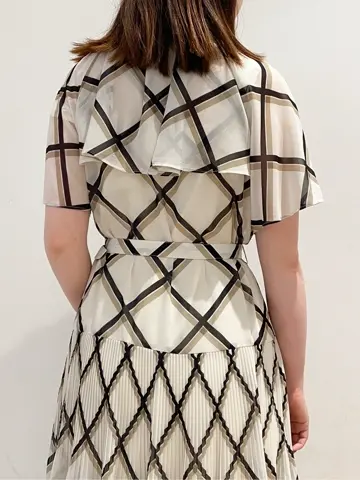 GRACE CONTINENTAL The Banquet mikiho コーディネート画像