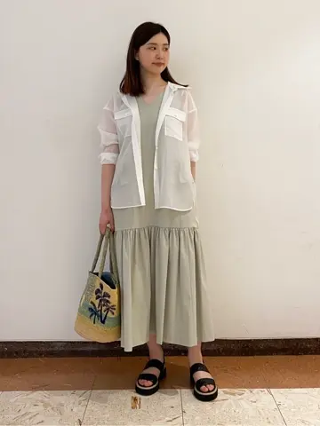 GRACE CONTINENTAL The Banquet mikiho コーディネート画像