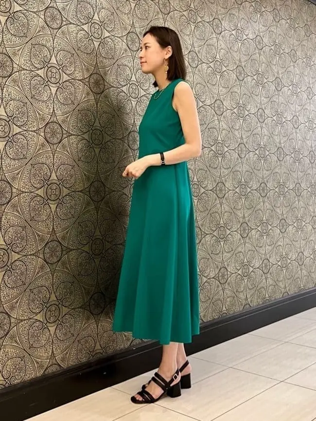 GRACE CONTINENTAL The Banquet 亀田 未希 コーディネート画像