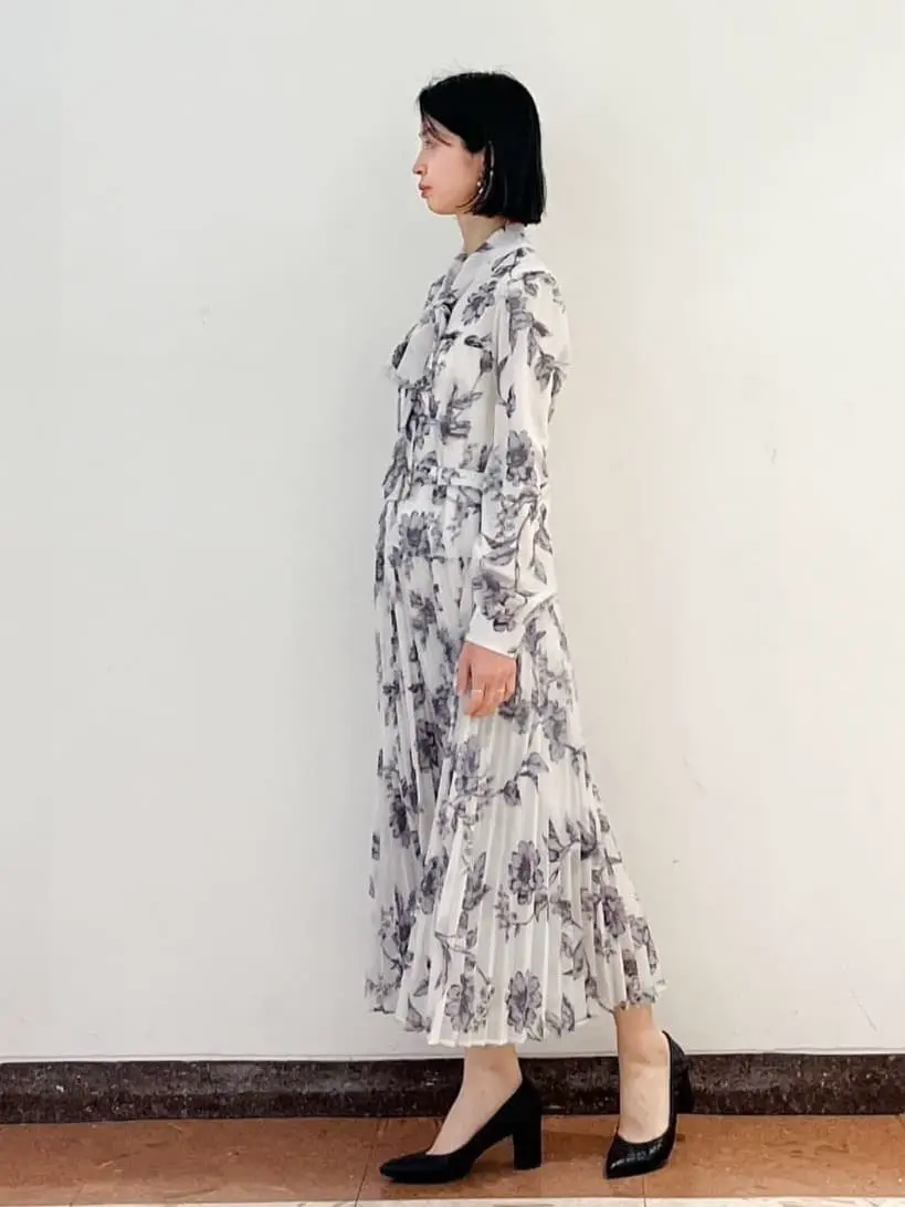 GRACE CONTINENTAL The Banquet yuri コーディネート画像