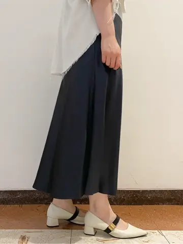 GRACE CONTINENTAL The Banquet mikiho コーディネート画像