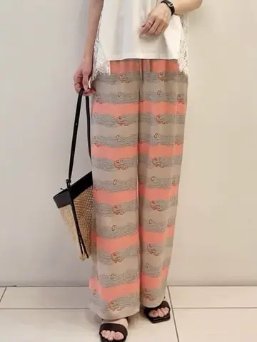 GRACE CONTINENTAL The Banquet 亀田 未希 コーディネート画像