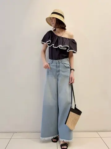 GRACE CONTINENTAL The Banquet 亀田 未希 コーディネート画像