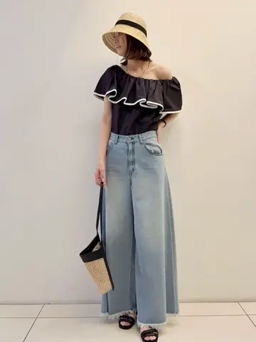 GRACE CONTINENTAL The Banquet 亀田 未希 コーディネート画像