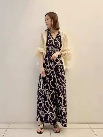 GRACE CONTINENTAL The Banquet 亀田 未希 コーディネート画像