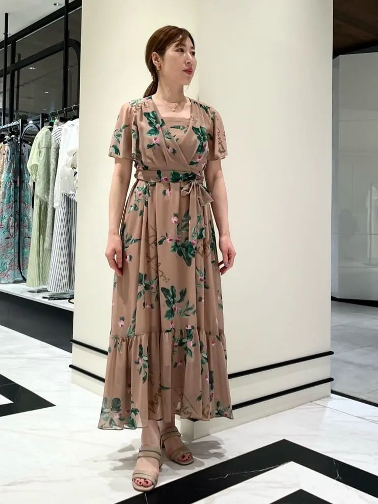 GRACE CONTINENTAL The Banquet 泉　智子 コーディネート画像