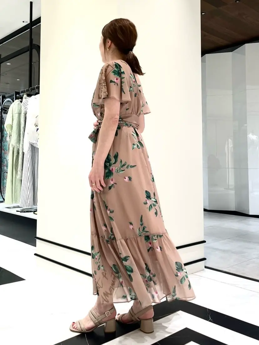 GRACE CONTINENTAL The Banquet 泉　智子 コーディネート画像