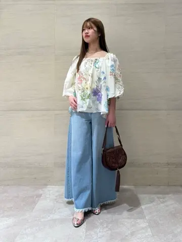 GRACE CONTINENTAL The Banquet 近藤　紫織 コーディネート画像